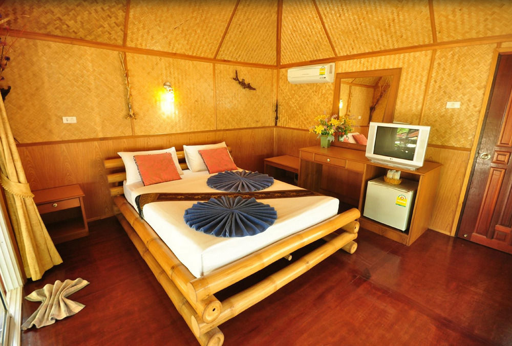 Pp Nice Beach Resort Phi Phi Don Exterior foto